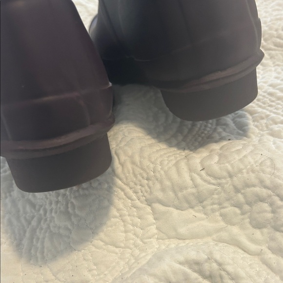 Hunter Women's Dark Purple Rain Boots - Picture 5 of 6
